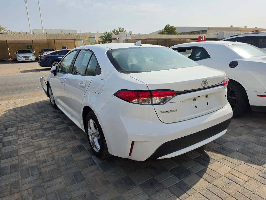 TOYOTA COROLLA 2021 thumbnail 1