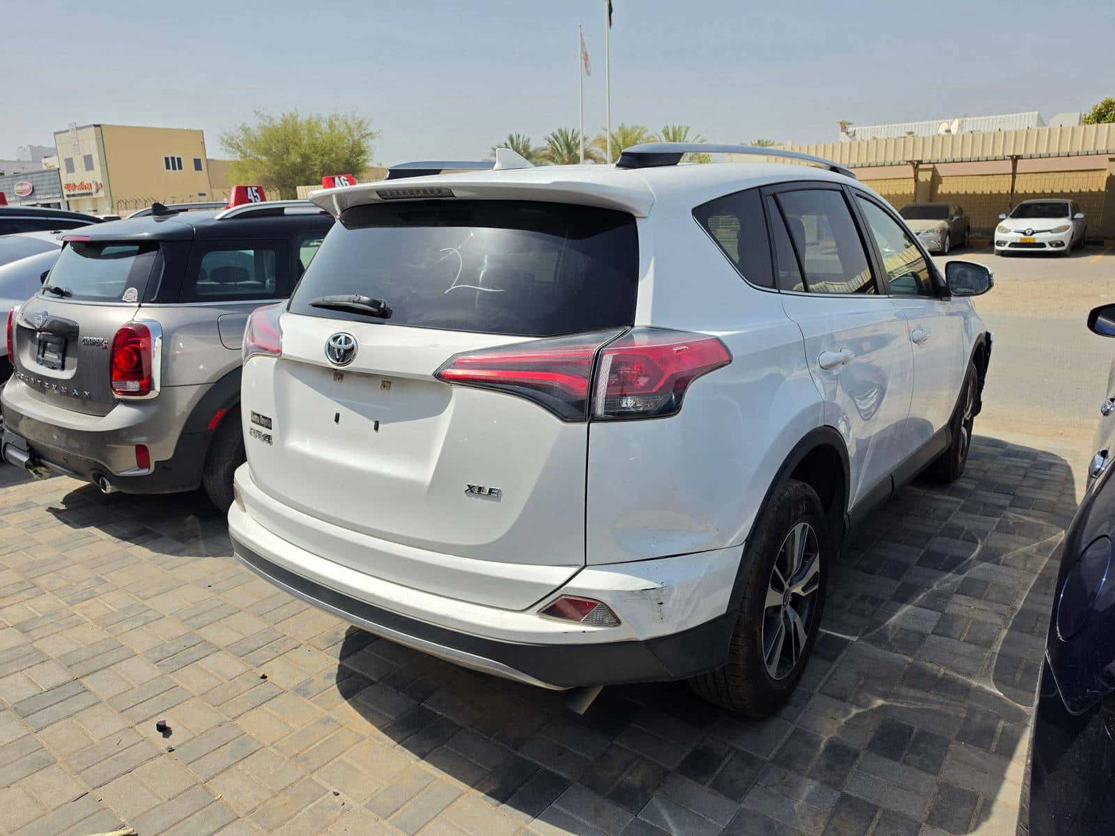 TOYOTA RAV4 2018 thumbnail 4