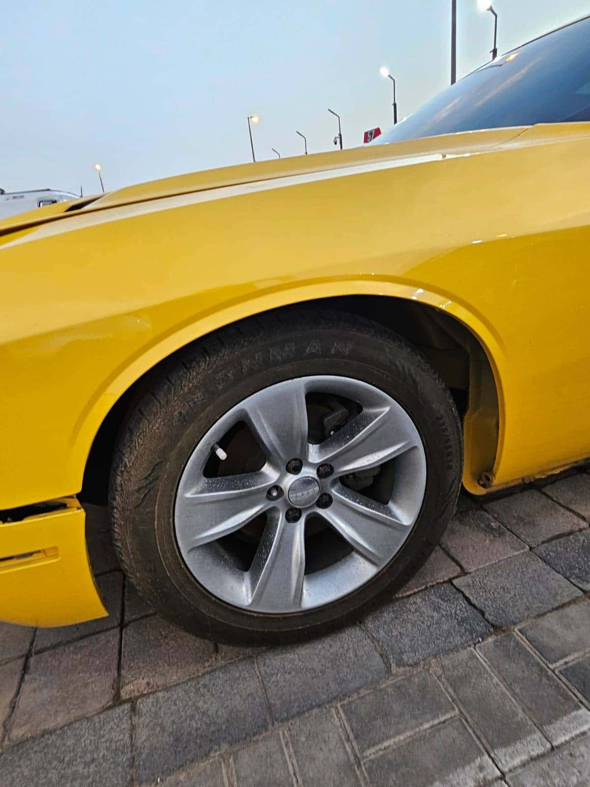 Dodge CHALLENGER 2017 thumbnail 4