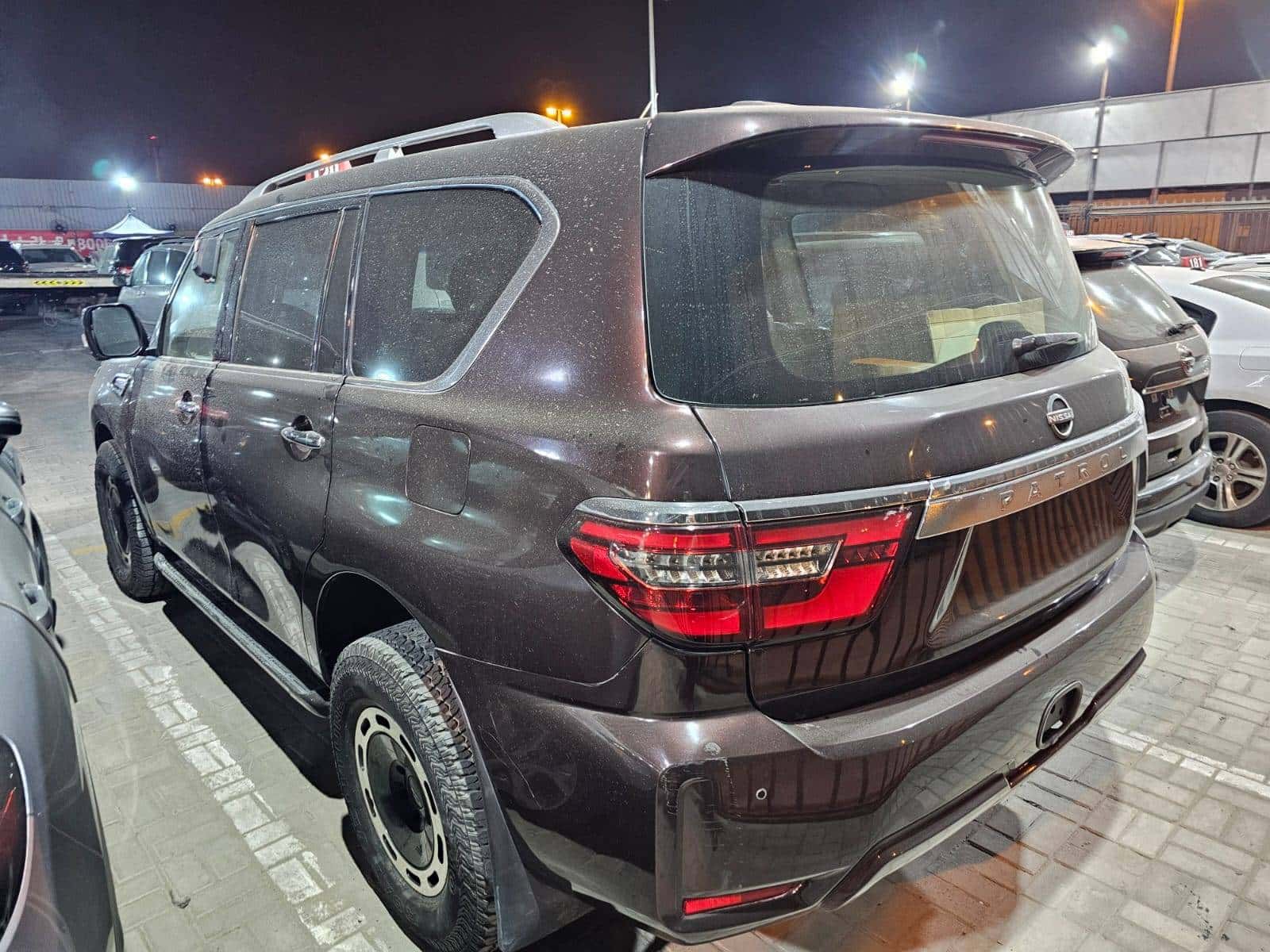 Nissan Armada 2021 thumbnail 6