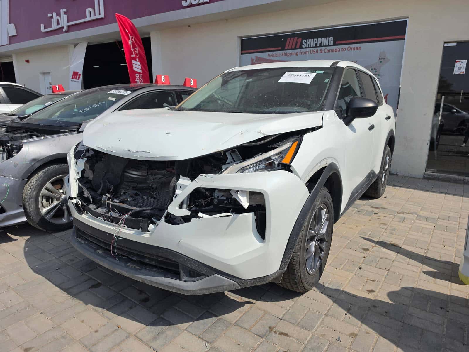 Nissan Rogue 2023 thumbnail 2