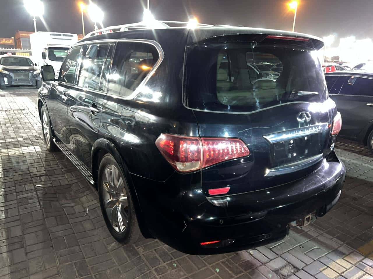 INFINITI QX56 2011 thumbnail 6