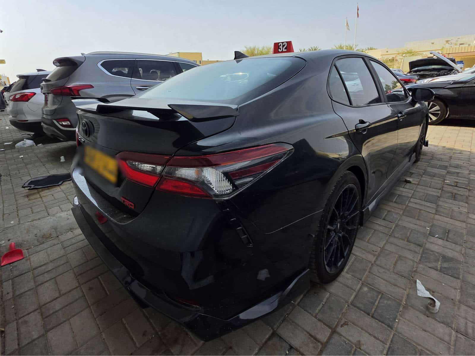Toyota Camry 2023 thumbnail 4