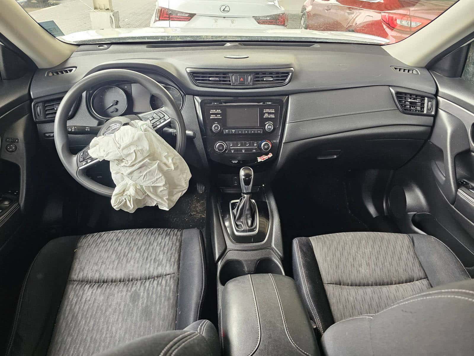 NISSAN ROGUE - Exterior