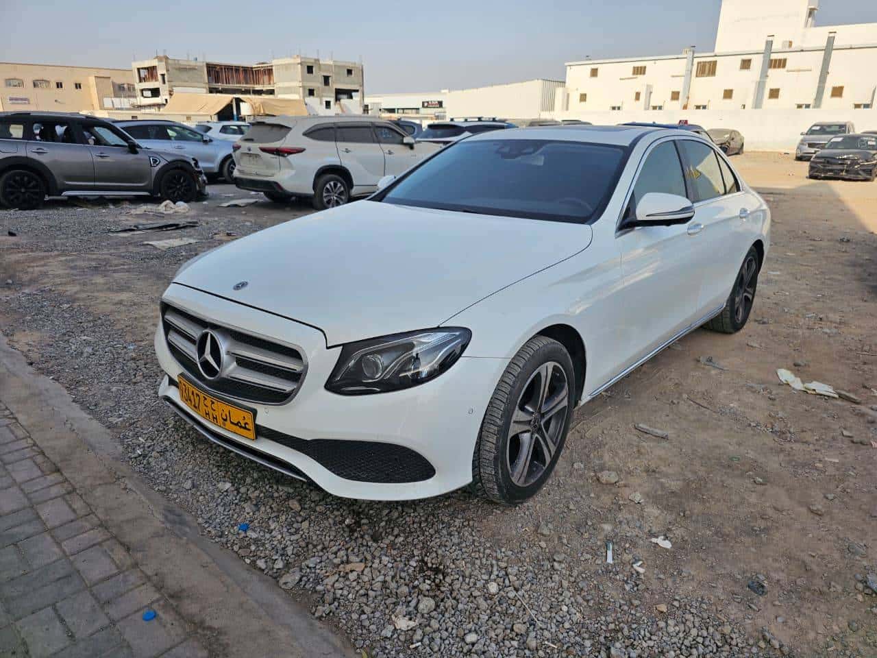 MERCEDES BENZ E-300 2018 thumbnail 2