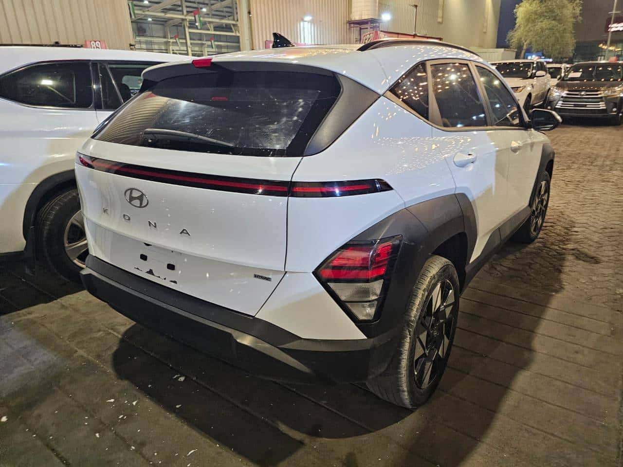 Hyundai Kona 2024 thumbnail 3