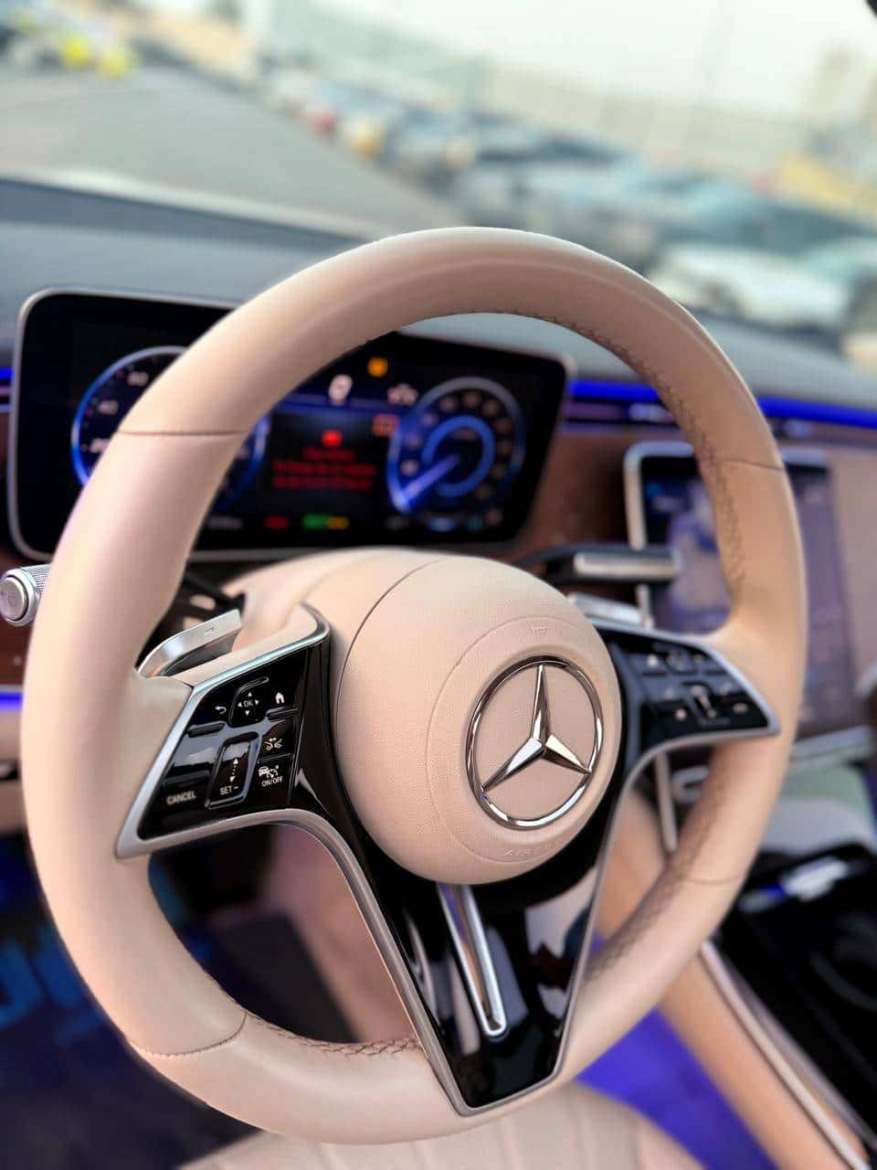 MERCEDES BENZ EQS 450+ 2023 thumbnail 4