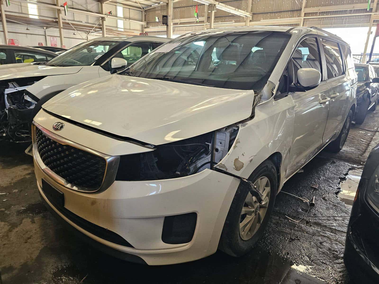 KIA SEDONA - Exterior