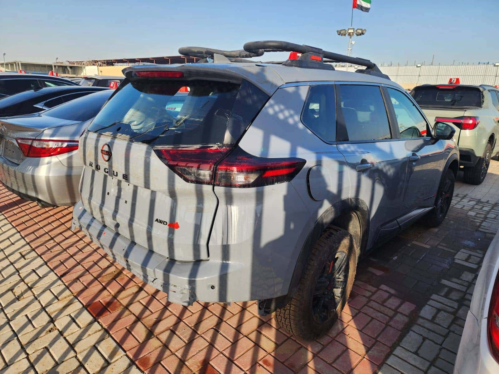 NISSAN ROGUE 2025 thumbnail 5