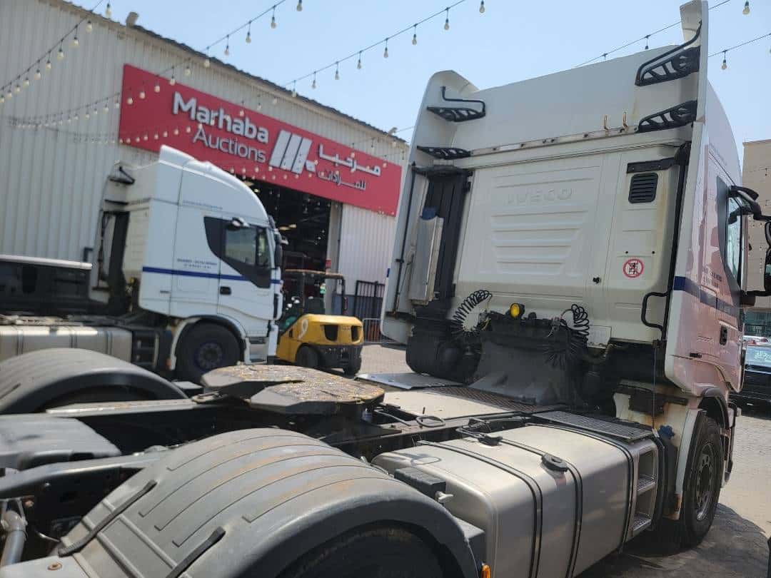 IVECO AS 440 T - Exterior