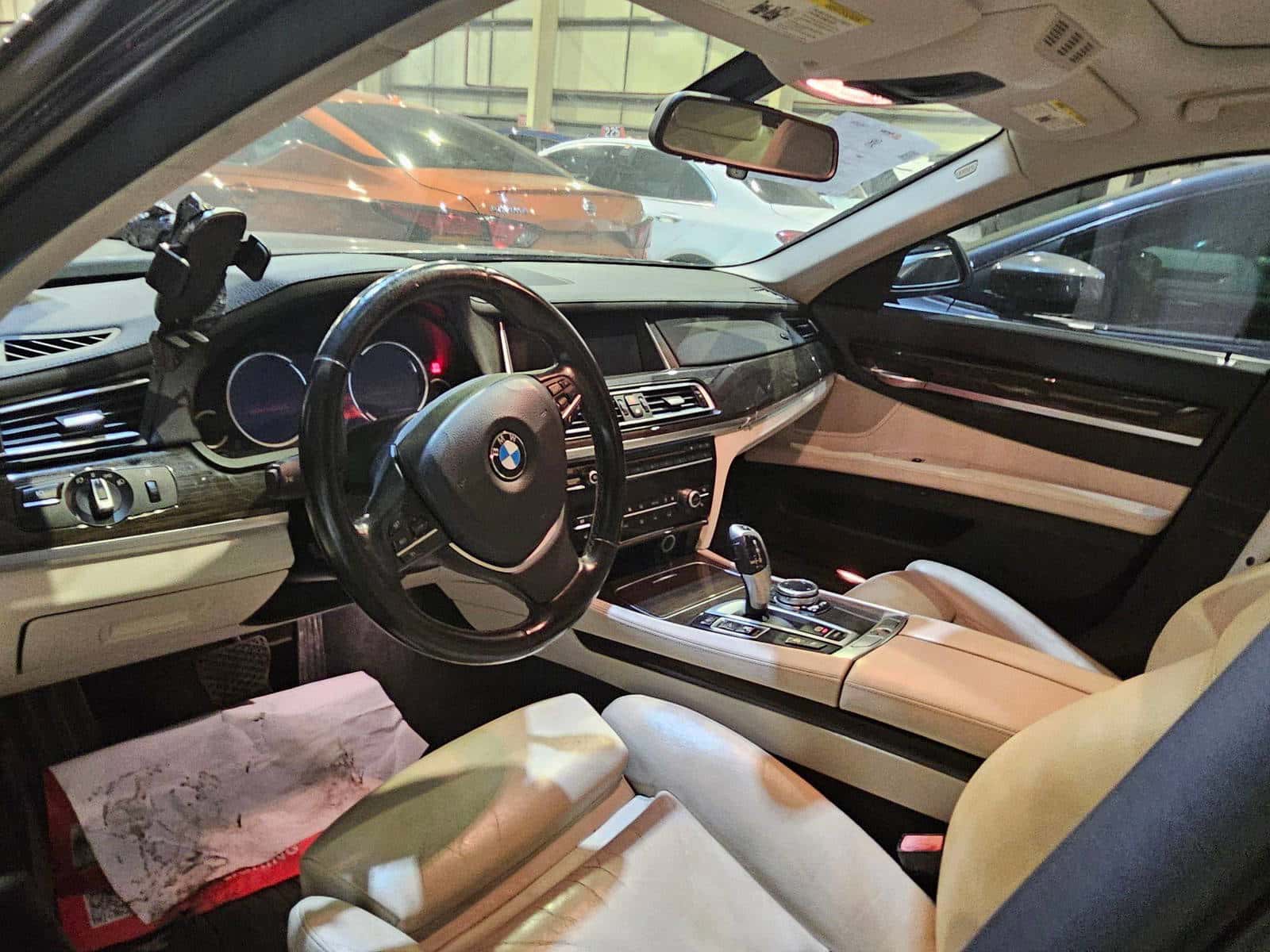 BMW 740 I 2014 thumbnail 7