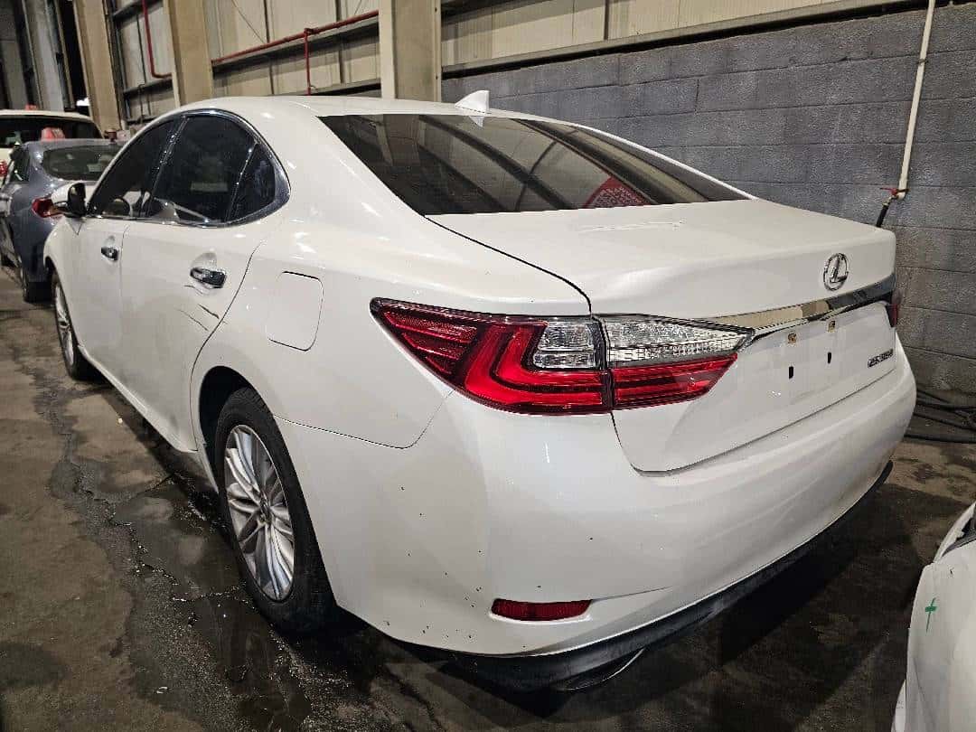 LEXUS ES 350 2018 thumbnail 1