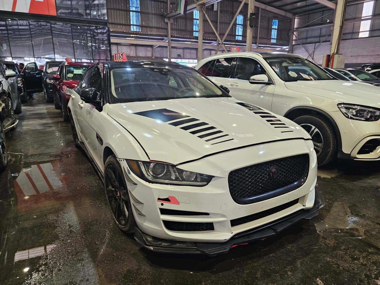 Jaguar XE PRESTIGE 2017 thumbnail 2