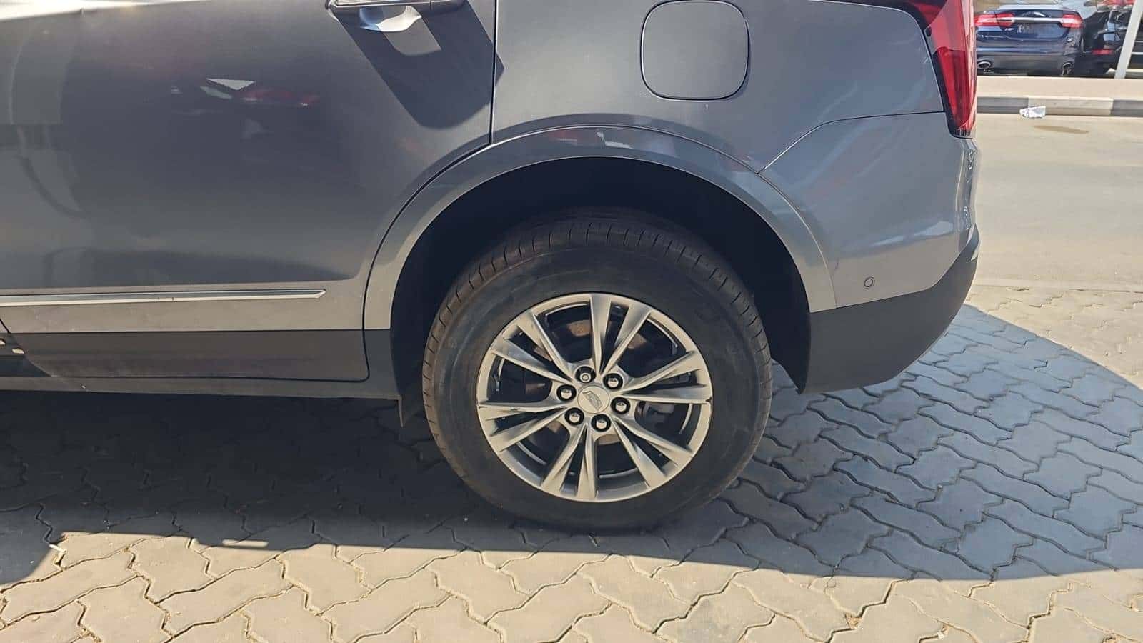 CADILLAC XT5 2022 thumbnail 3