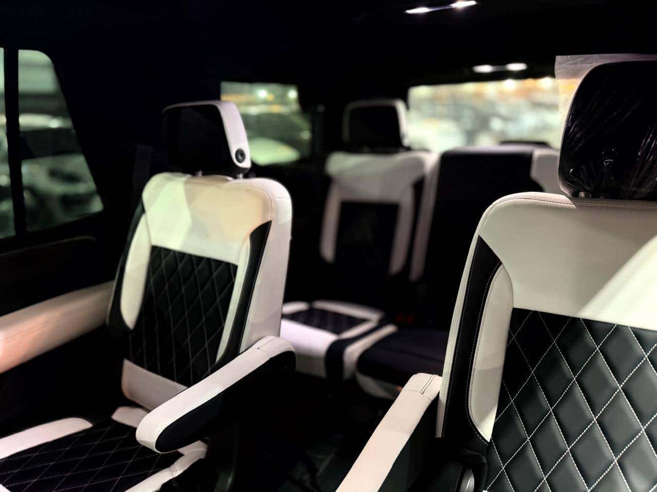 CHEVROLET Tahoe 2023 thumbnail 4