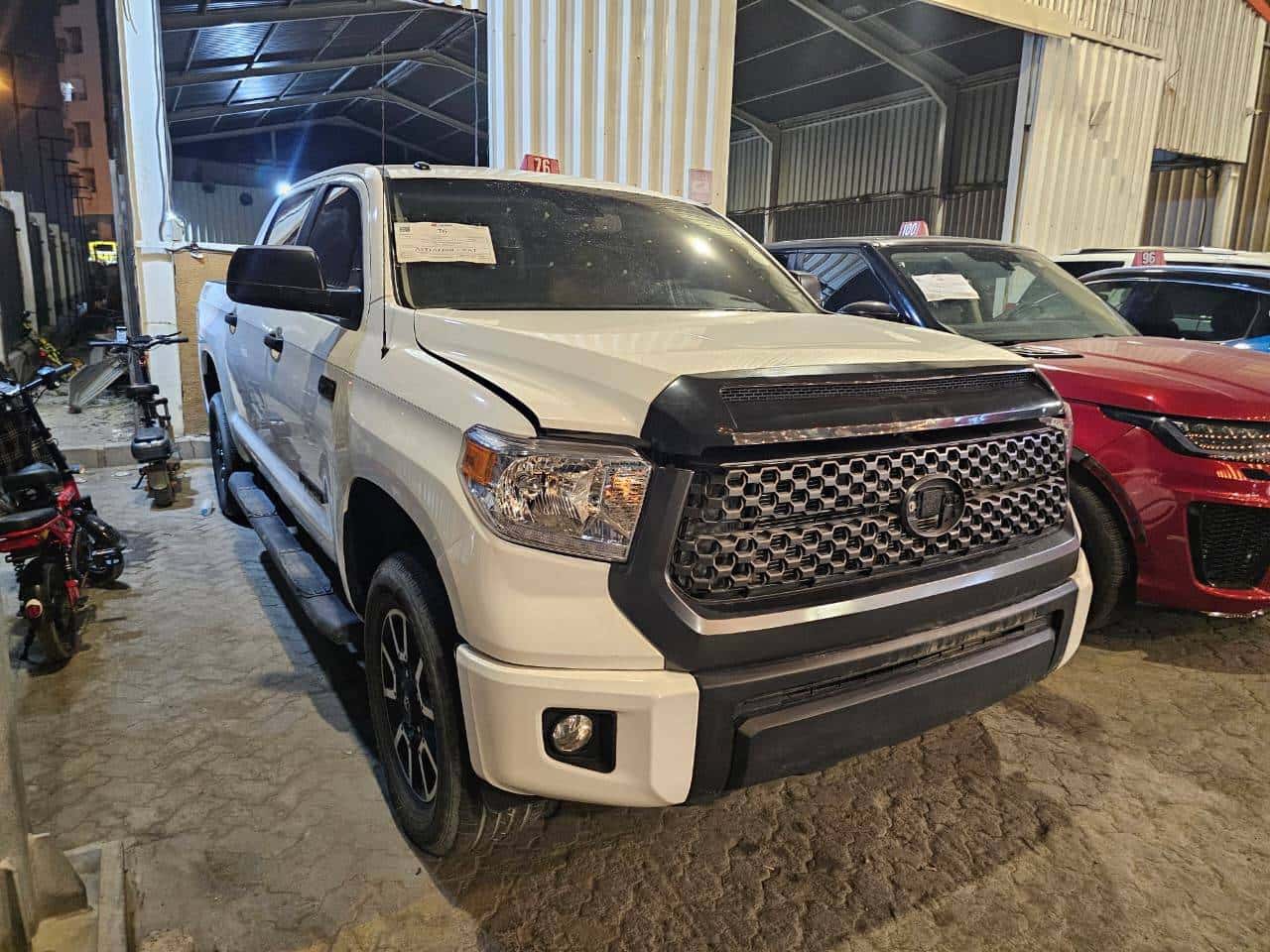 Toyota Tundra 2019 thumbnail 3