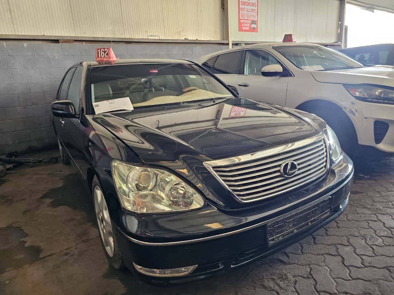 Lexus LS 430 2004 thumbnail 2