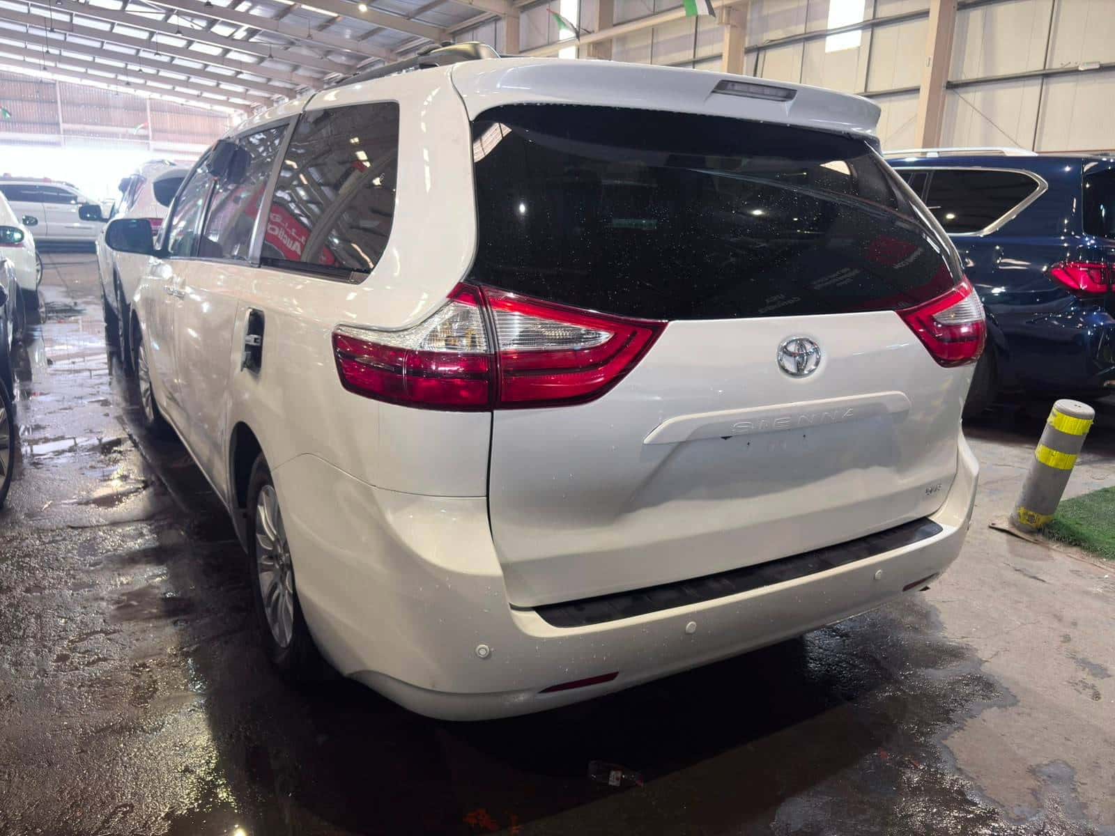 TOYOTA SIENNA 2015 thumbnail 4