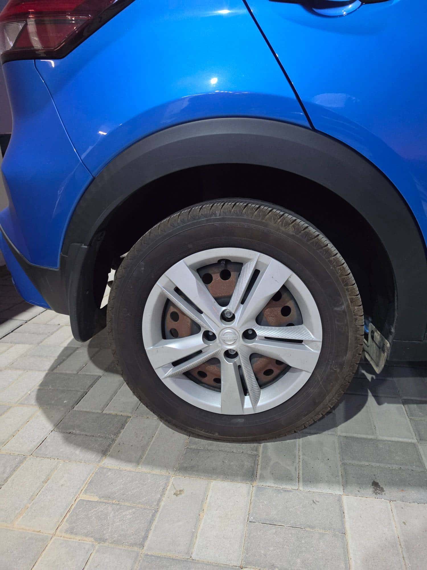 NISSAN KICKS 2023 thumbnail 6