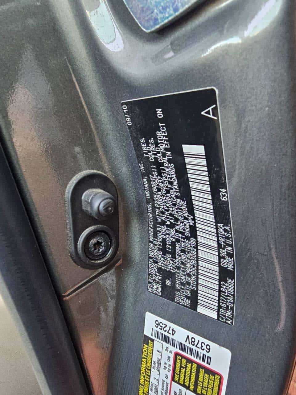 Toyota Sienna 2011 thumbnail 4