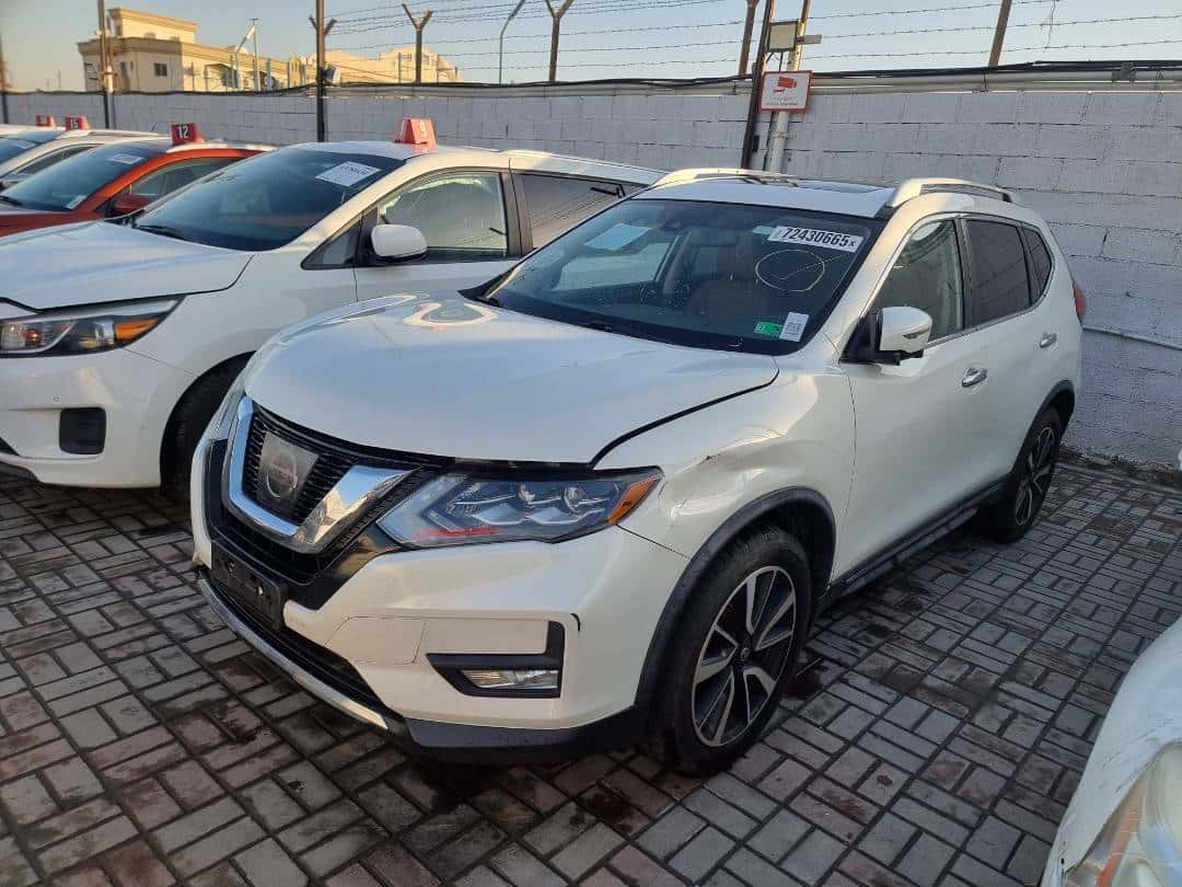 Nissan Rogue 2017 thumbnail 3