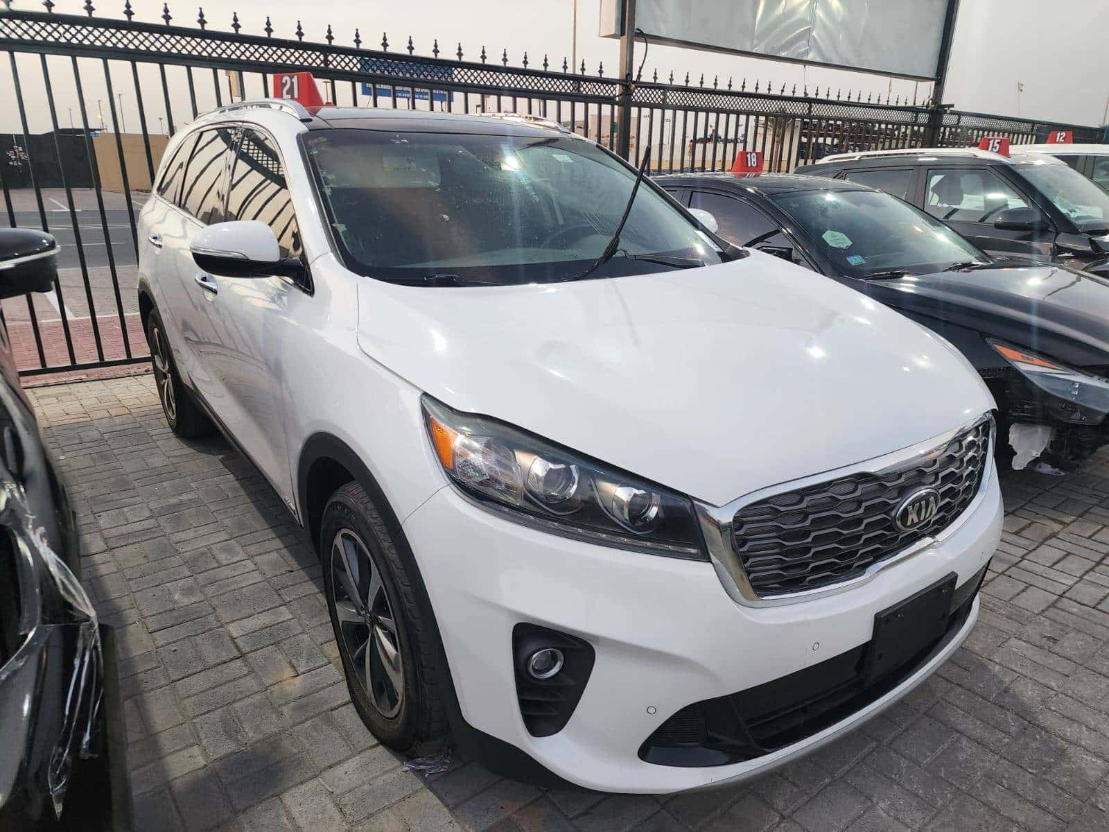 Kia Sorento 2019 thumbnail 2
