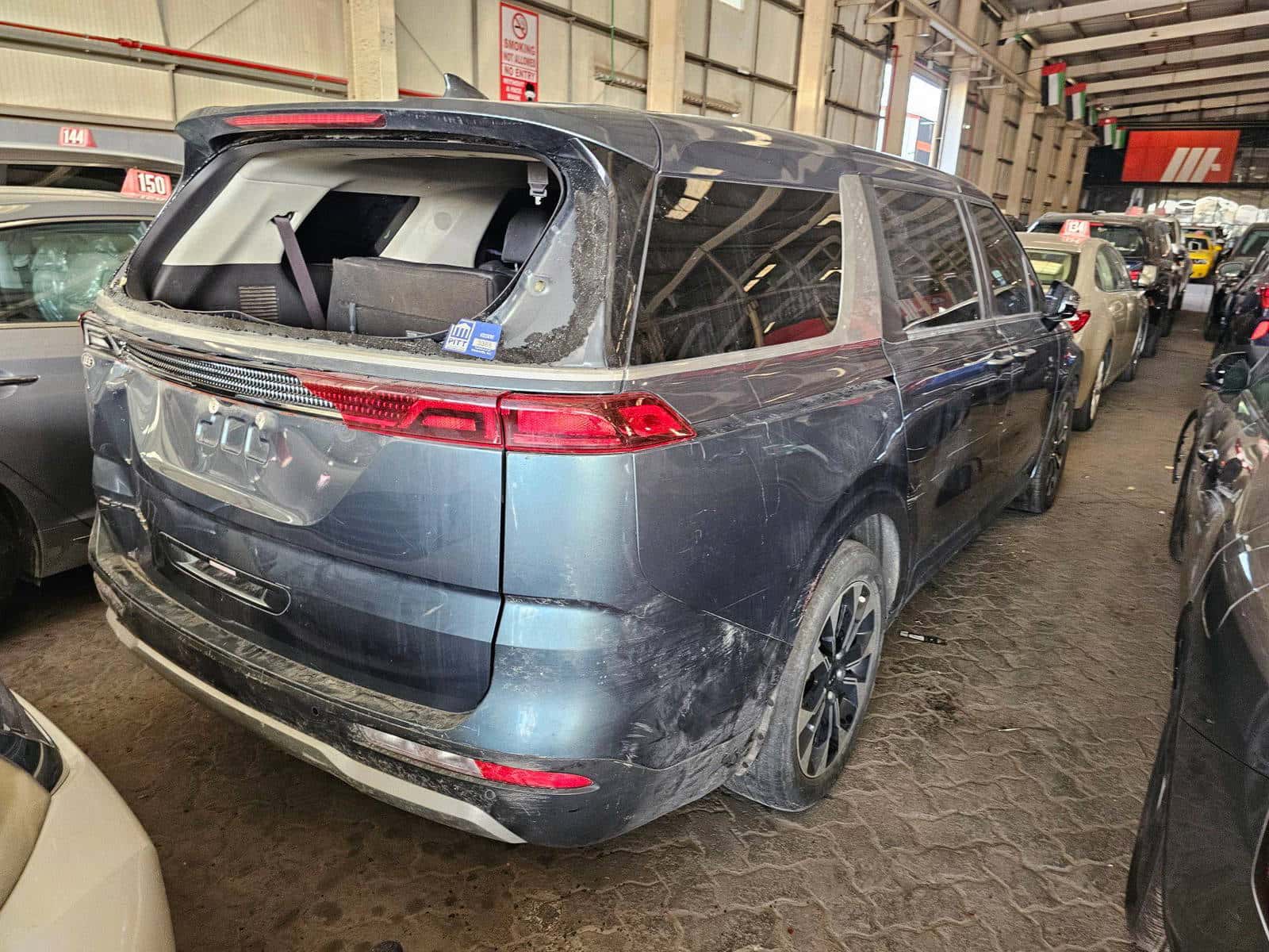 Kia CARNIVAL EX 2022 thumbnail 6