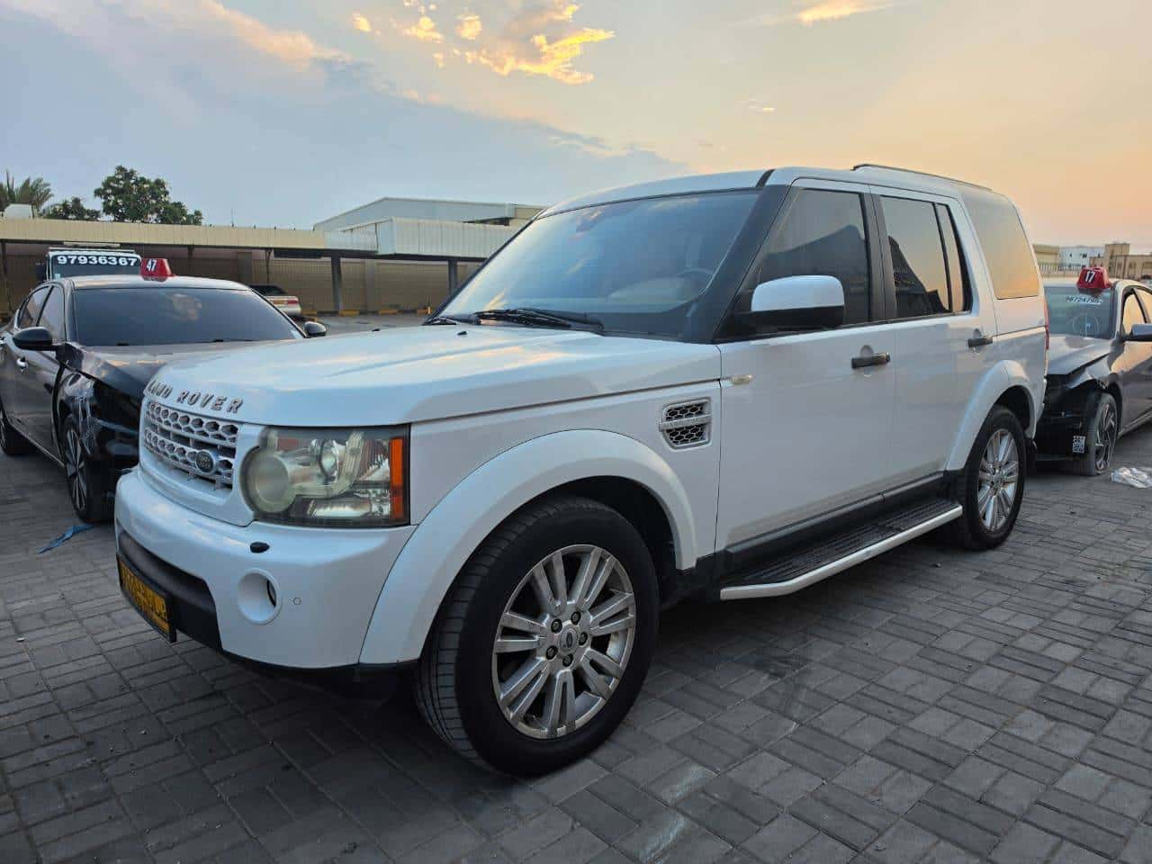Land Rover LR4 HSE 2012 thumbnail 3