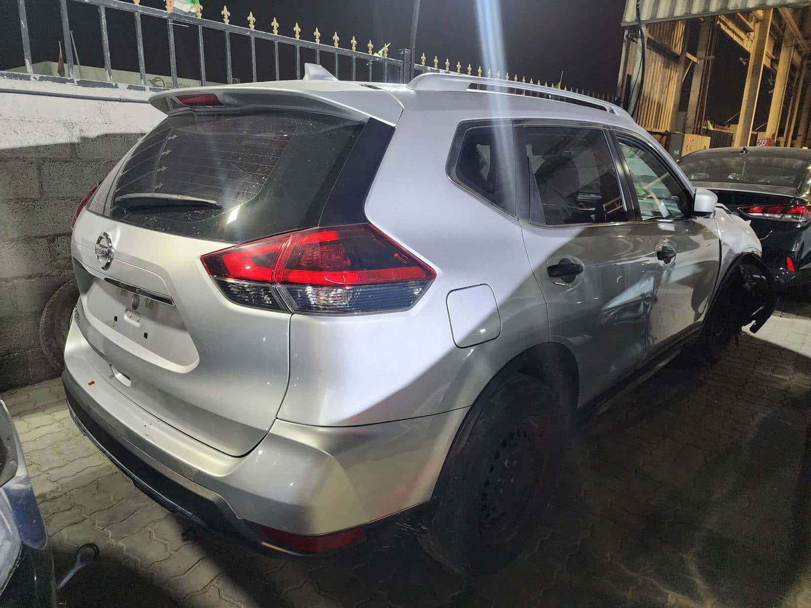 NISSAN ROGUE - Exterior