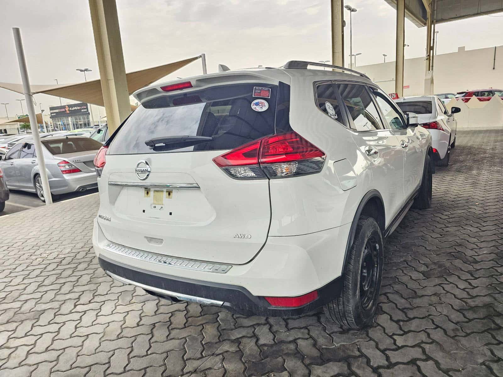 NISSAN ROGUE - Exterior