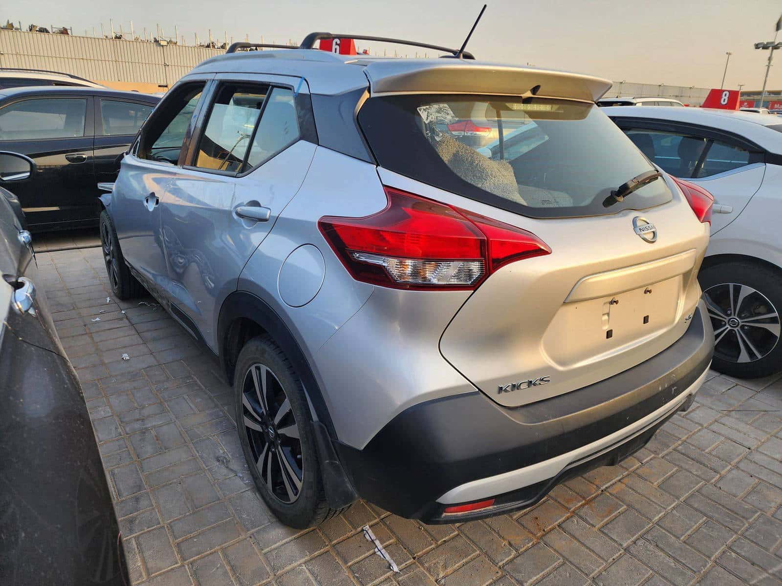 NISSAN KICKS 2019 thumbnail 3