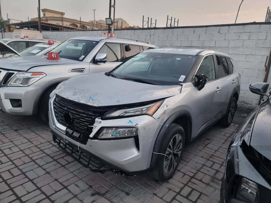 NISSAN ROGUE 2023 thumbnail 2