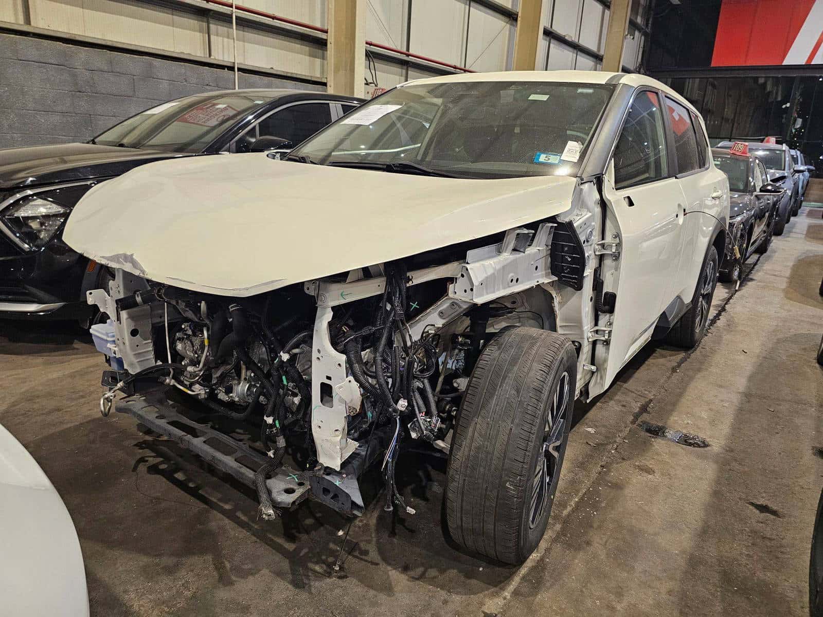 Nissan Rogue 2023 thumbnail 4