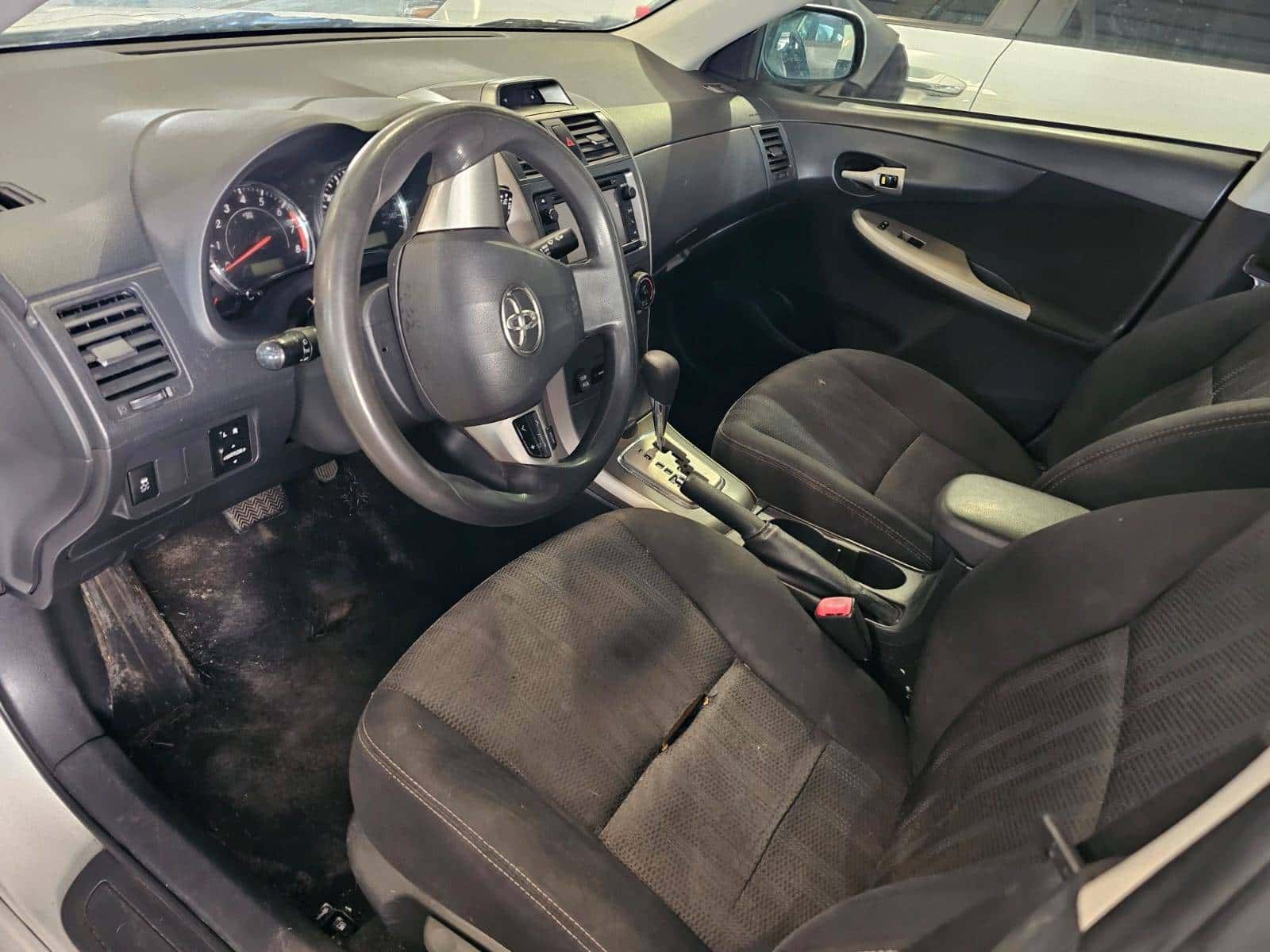 TOYOTA COROLLA 2013 thumbnail 7