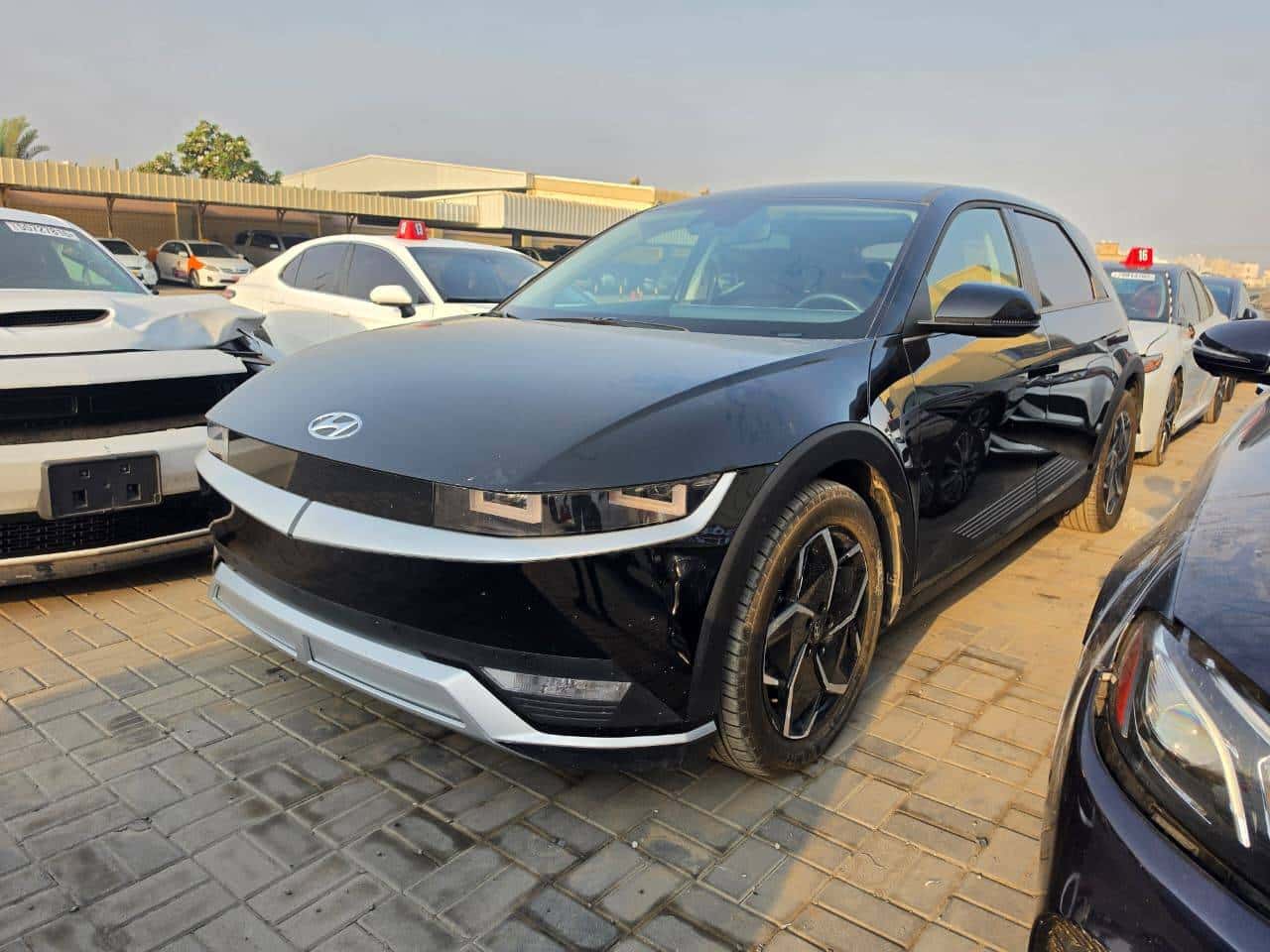 Hyundai Ioniq 2024 thumbnail 3