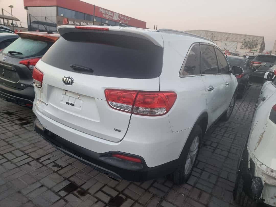Kia Sorento 2018 thumbnail 3