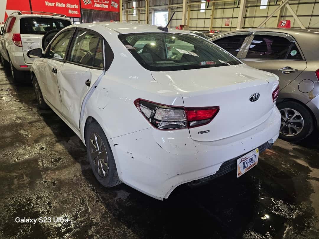 KIA RIO - Exterior