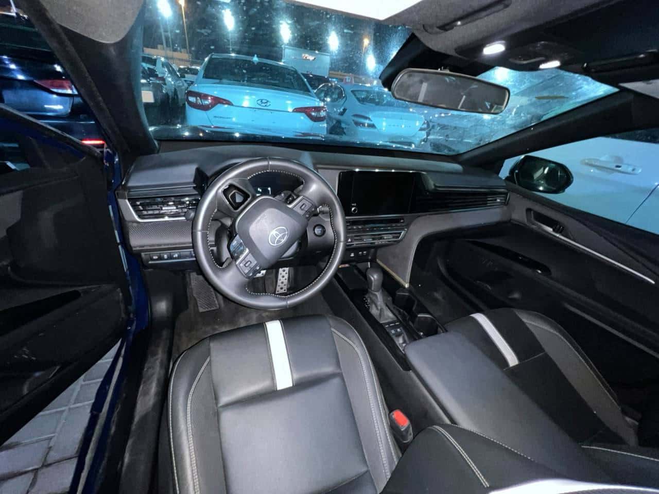 Toyota Camry 2025 thumbnail 7