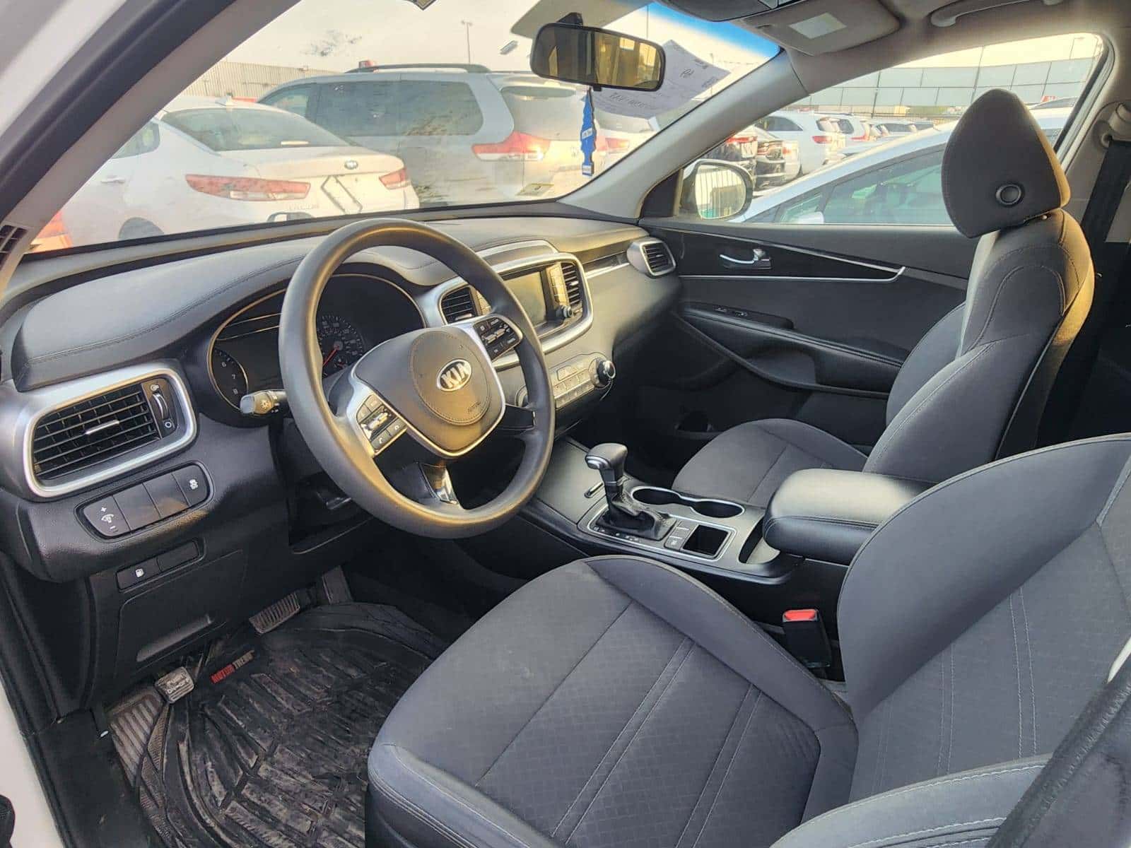 KIA SORENTO 2020 thumbnail 6