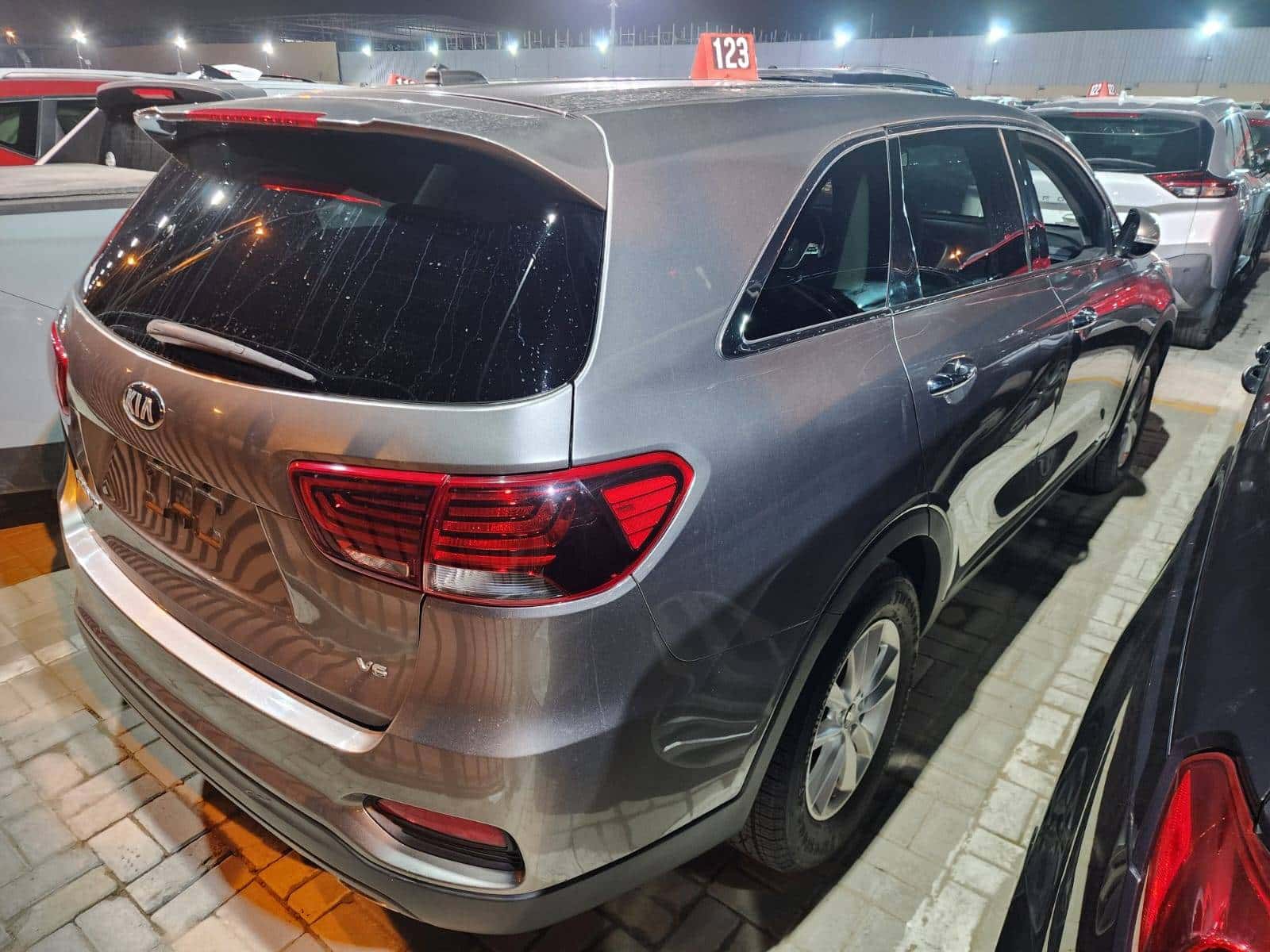 KIA SORENTO 2019 thumbnail 5