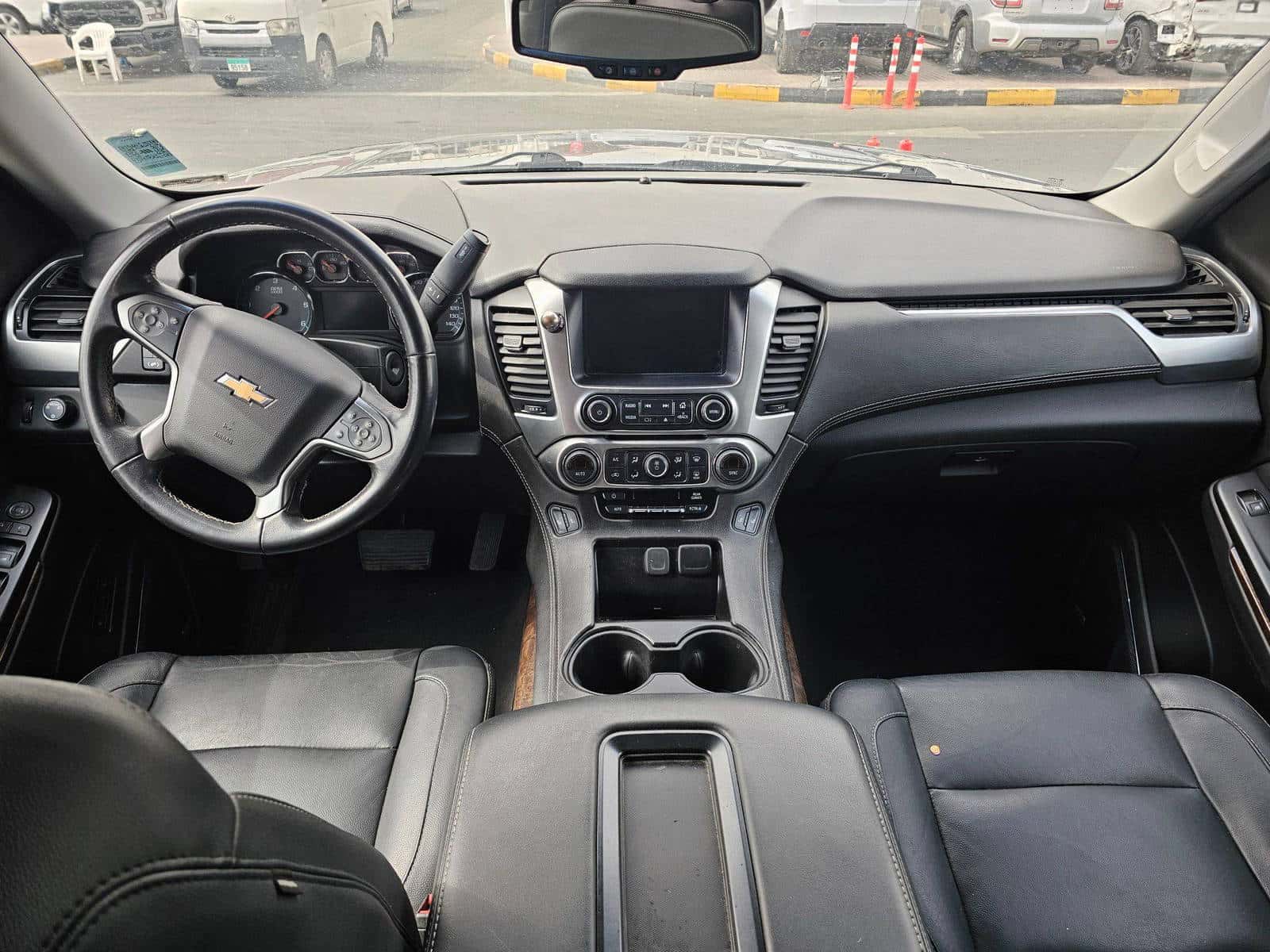 CHEVROLET SUBURBAN - Exterior