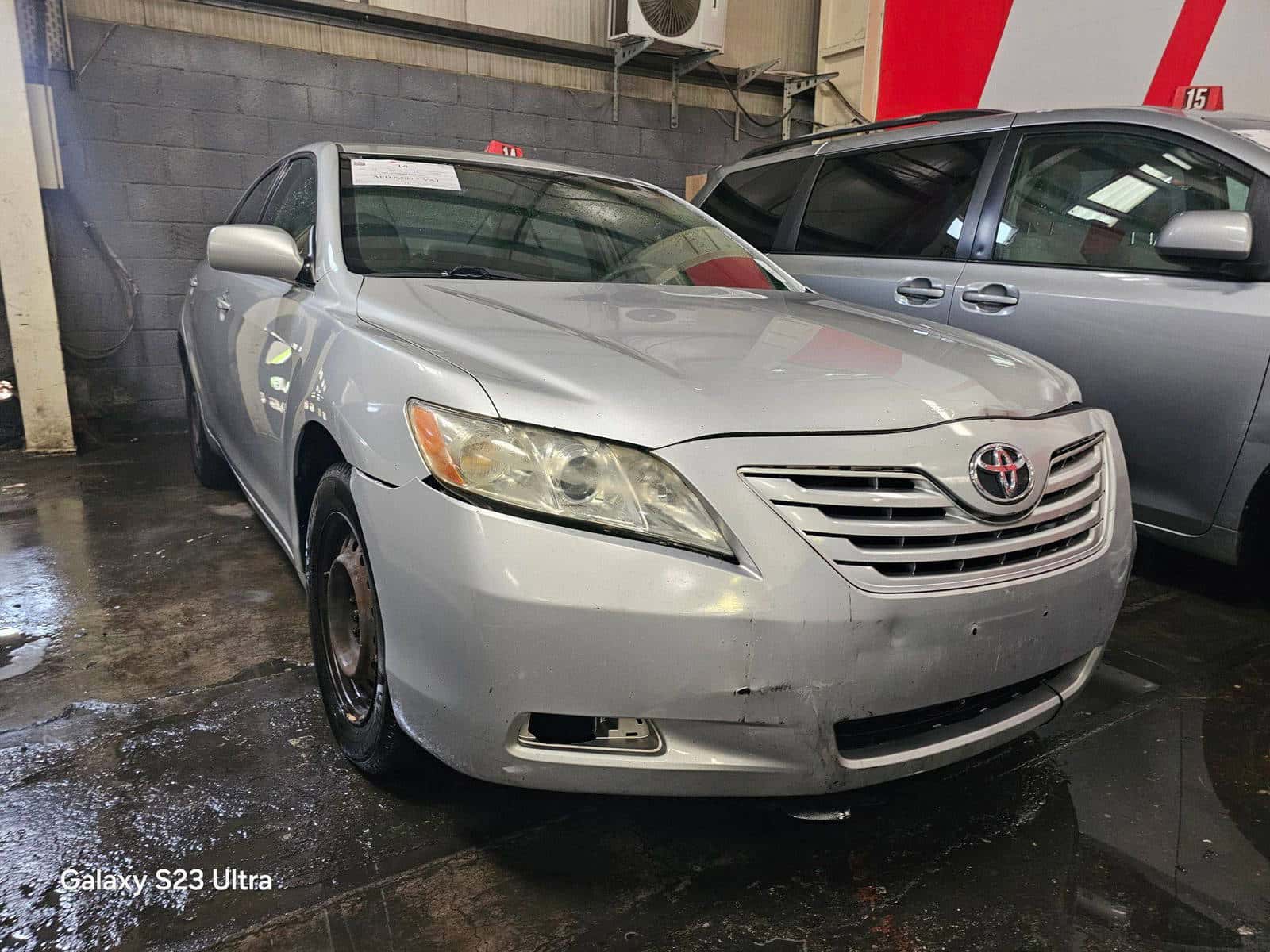 TOYOTA CAMRY - Exterior