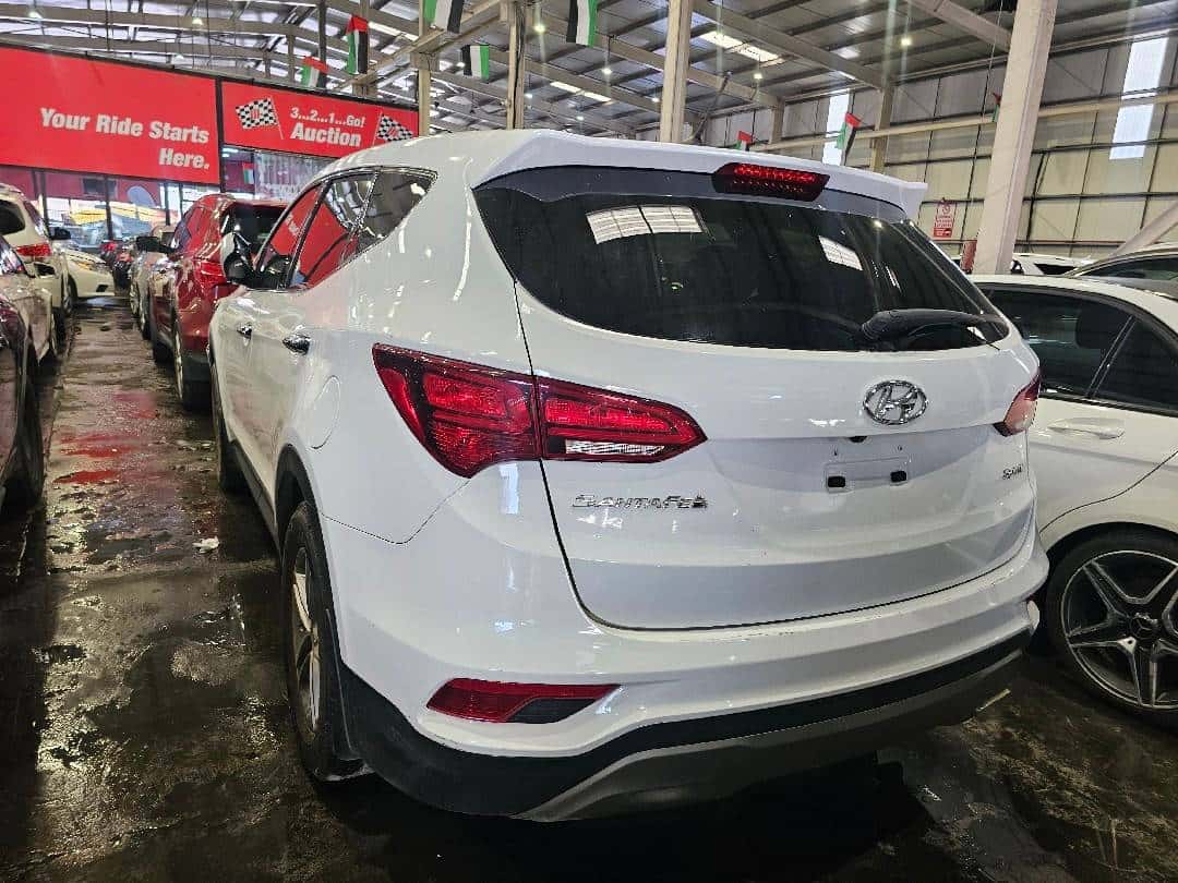 HYUNDAI SANTA FE SPORT - Exterior