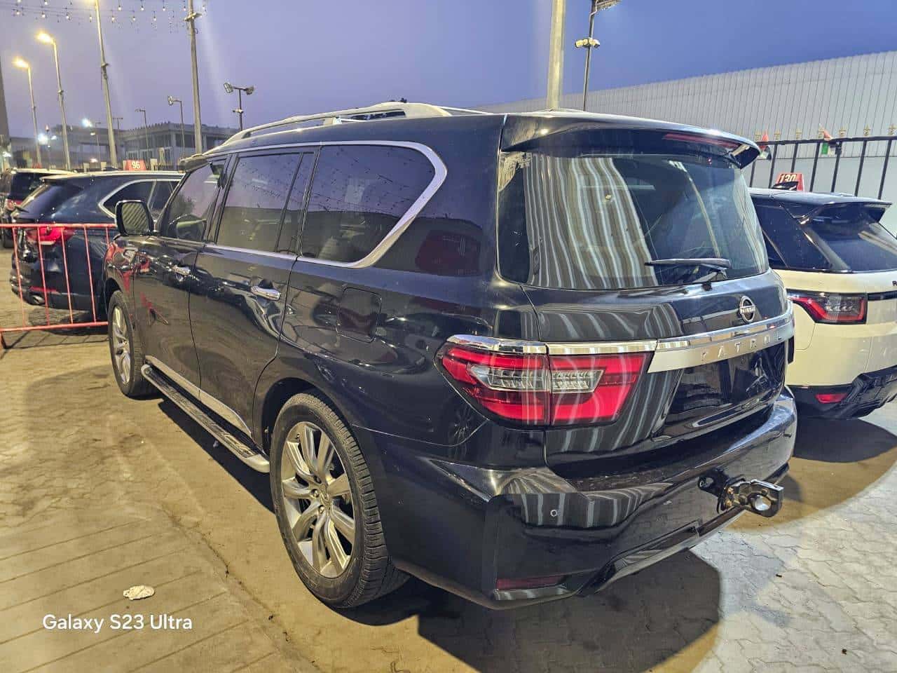 INFINITI QX80 - Exterior