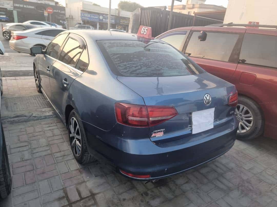 VOLKSWAGEN Jetta 2017 thumbnail 4