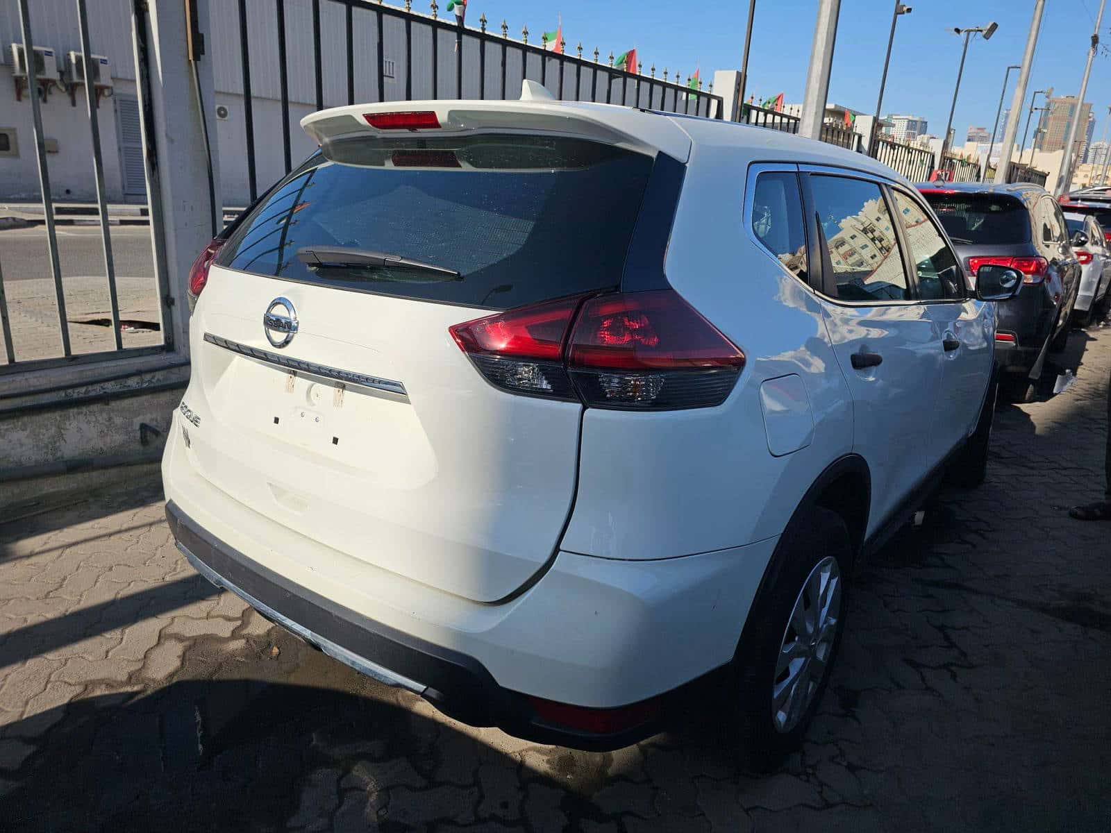 NISSAN ROGUE - Exterior