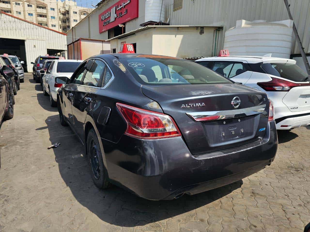 Nissan Altima 2013 thumbnail 3
