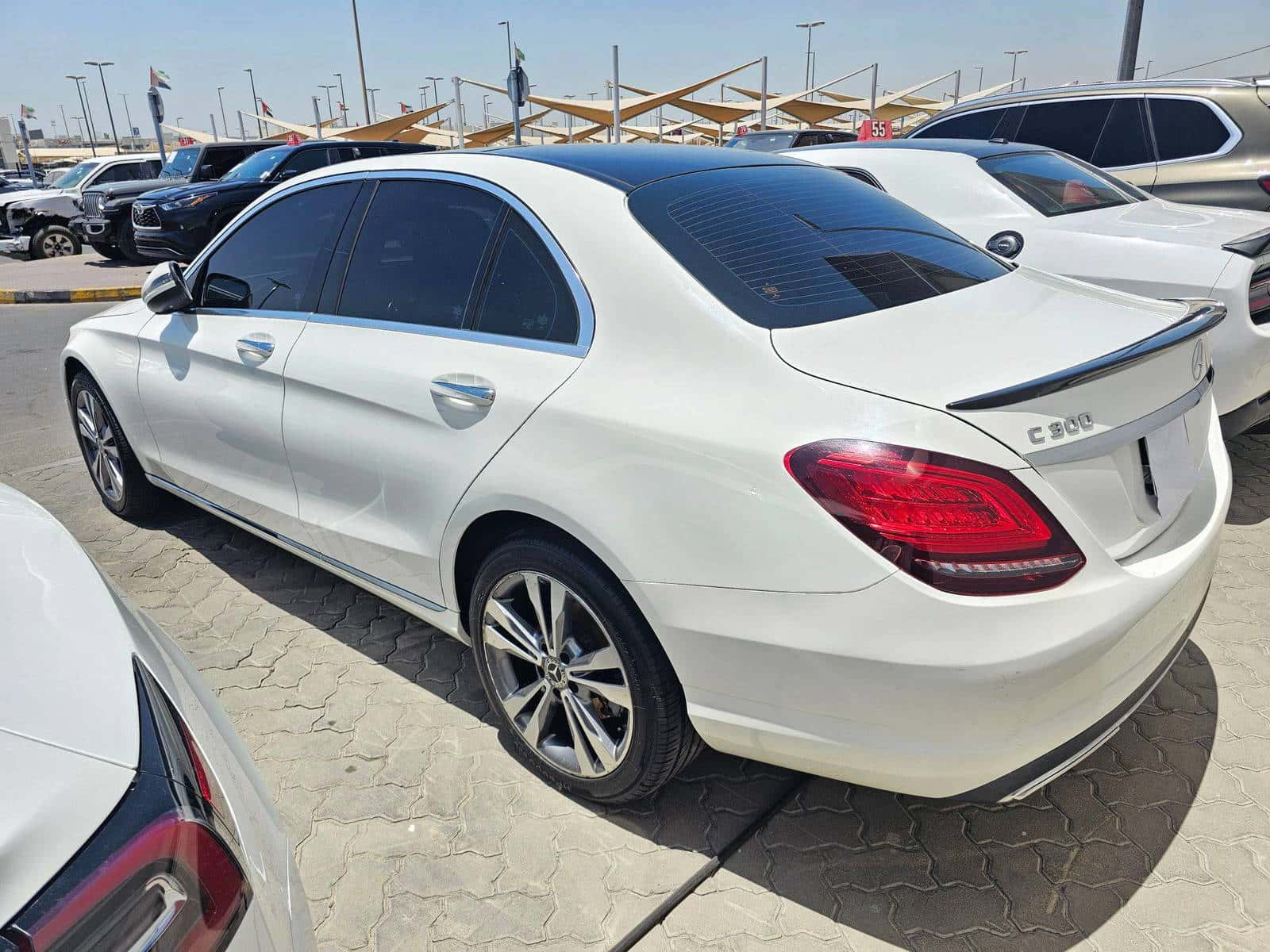 MERCEDES BENZ C300 2021 thumbnail 4