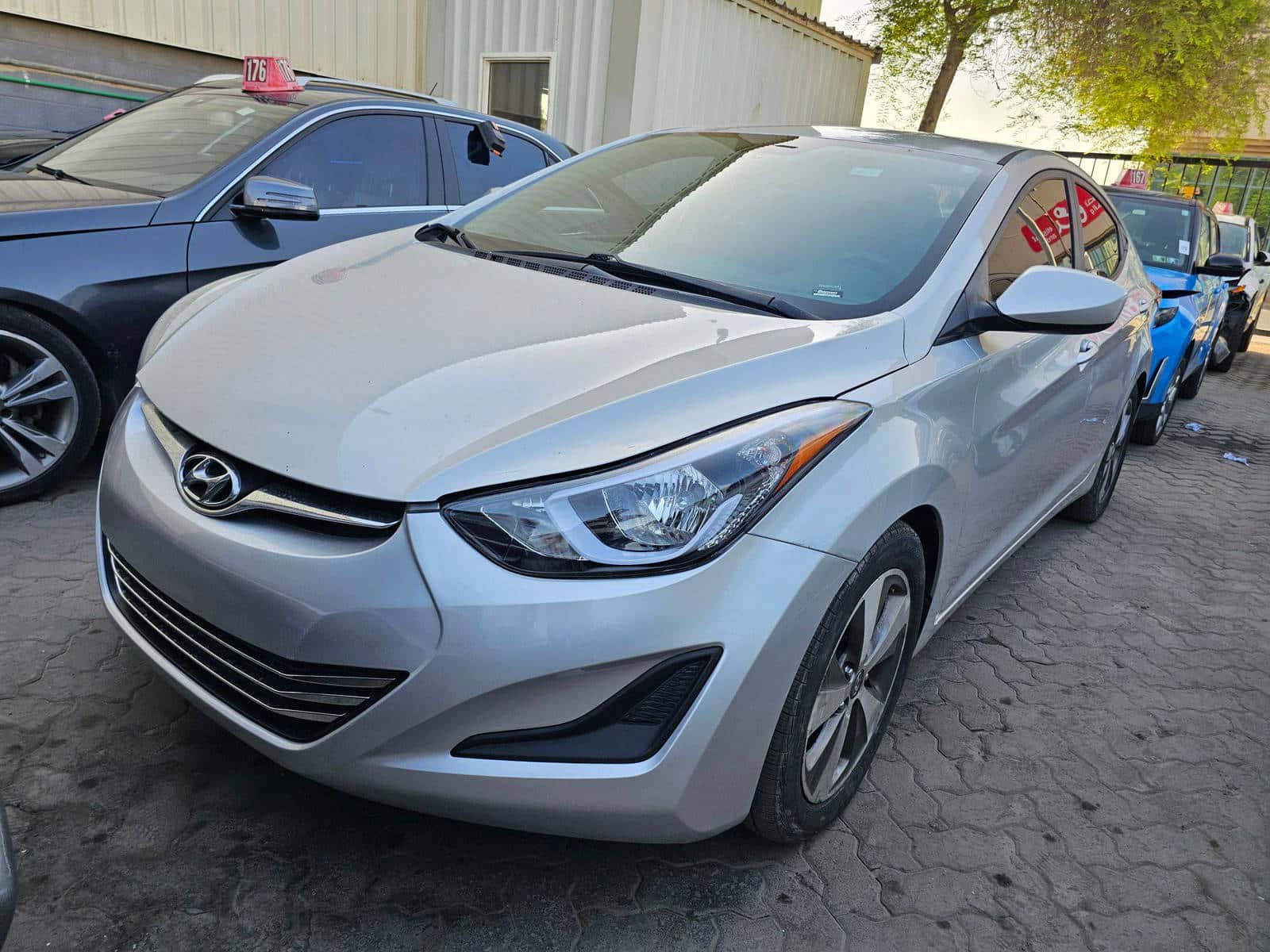 HYUNDAI ELANTRA 2015 thumbnail 4