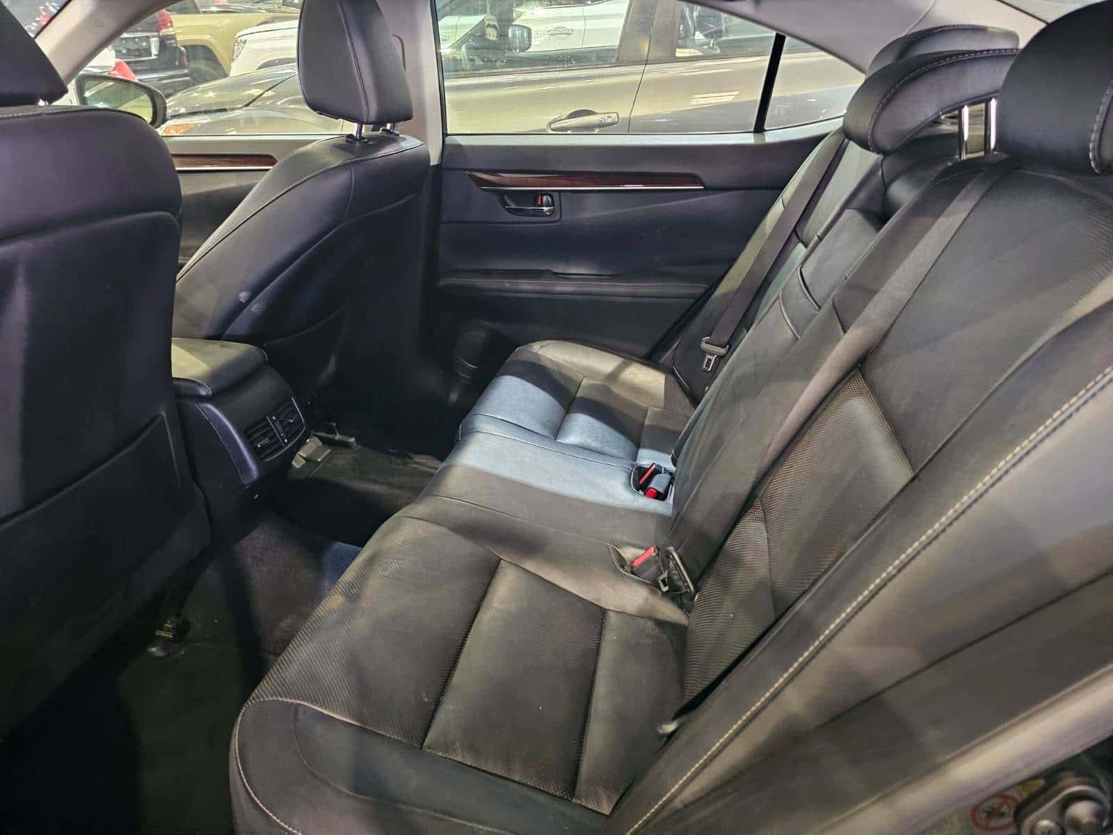 Lexus ES 350 2015 thumbnail 6